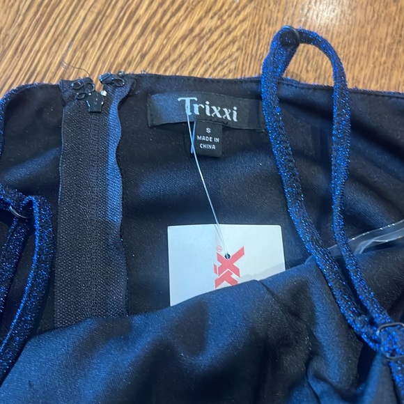 NWT SPARKLY BLUE DRESS SIZE SMALL - Picture 3 of 4